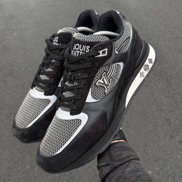 Louis Vuitton Runaway Black Trainer - Uk 9.5 (Fit 10.5) - view 3
