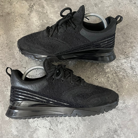 Louis Vuitton VNR - Uk 7 (Fit 8)