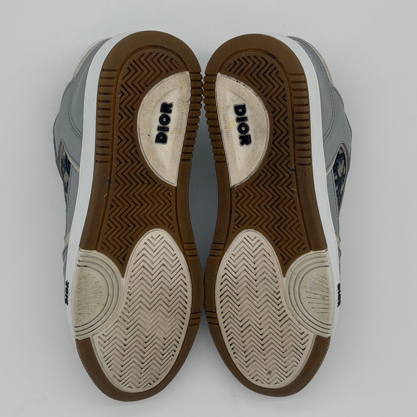 Dior B27 - Uk 7.5 (Fit 8/8.5)