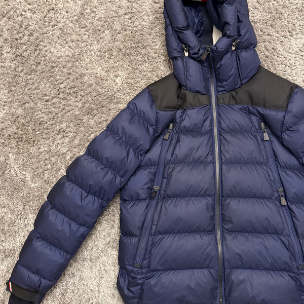 Moncler Grenoble Camurac - Size 4