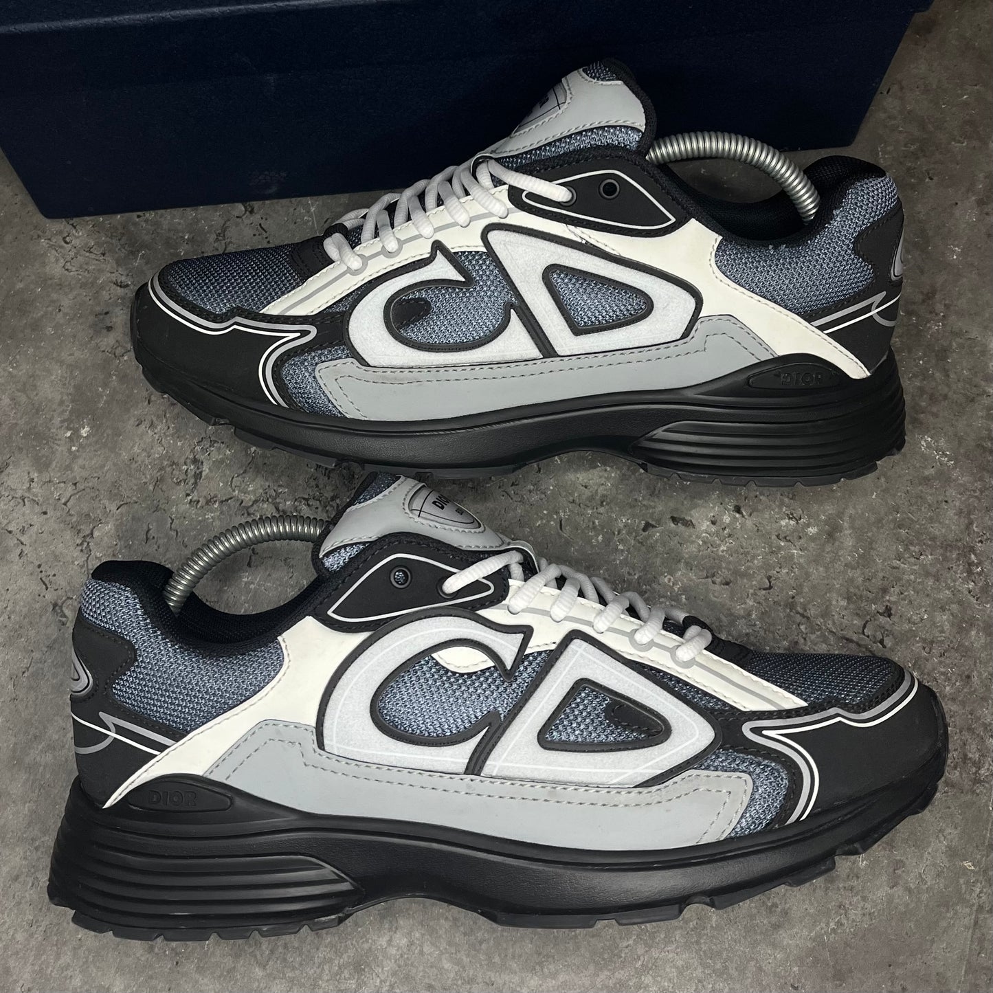 Dior B30 - Uk 8 (42)