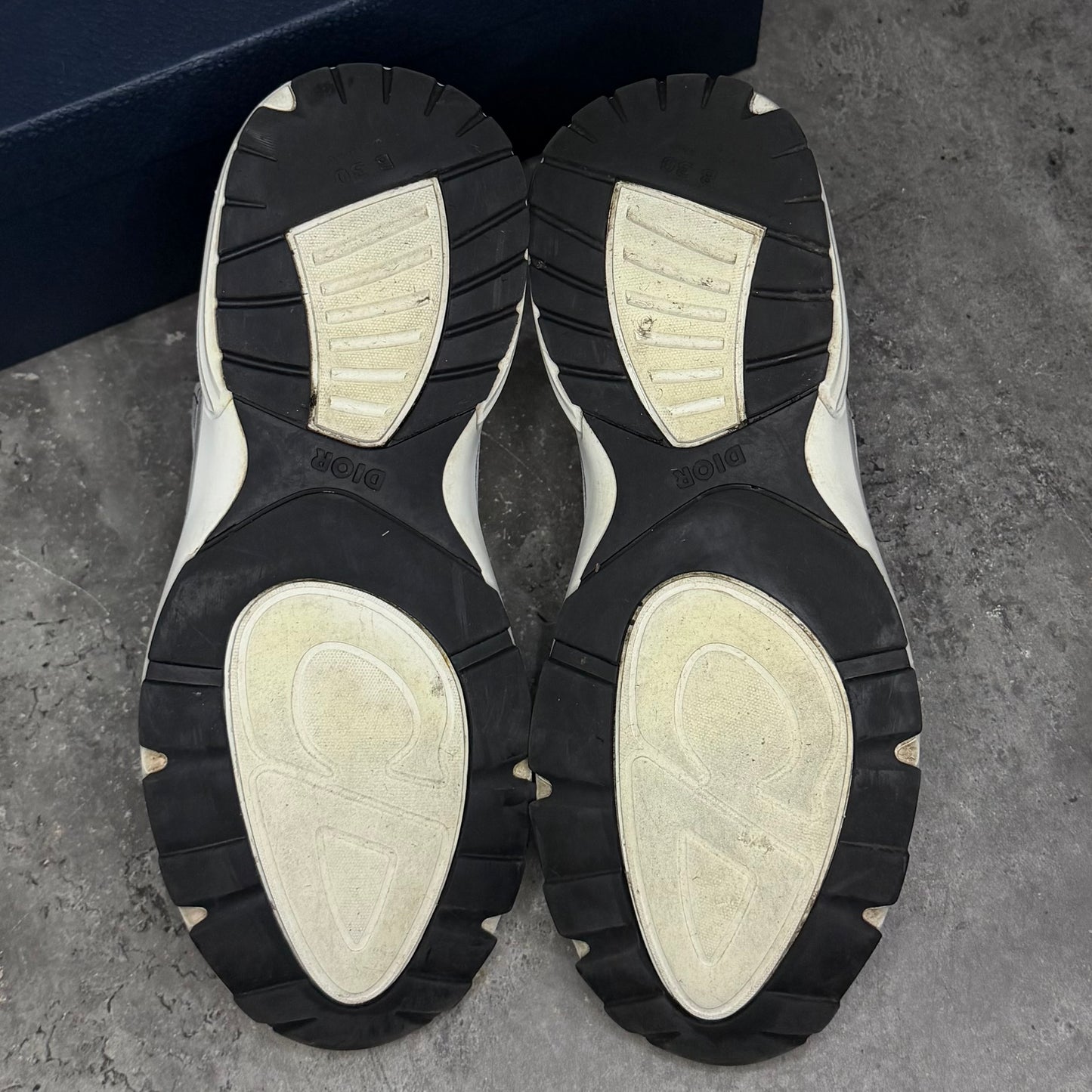 Dior B30 - Uk 7.5 (41.5)