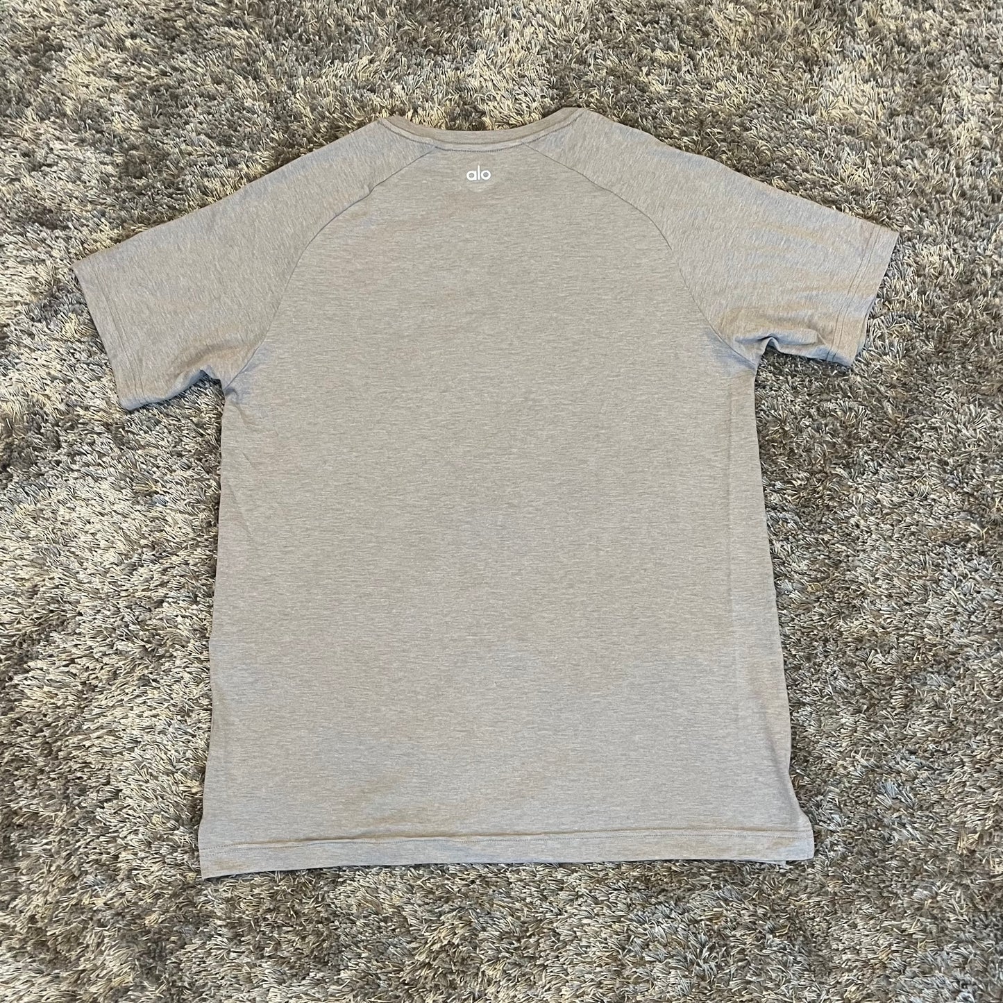 Alo Tee - Medium