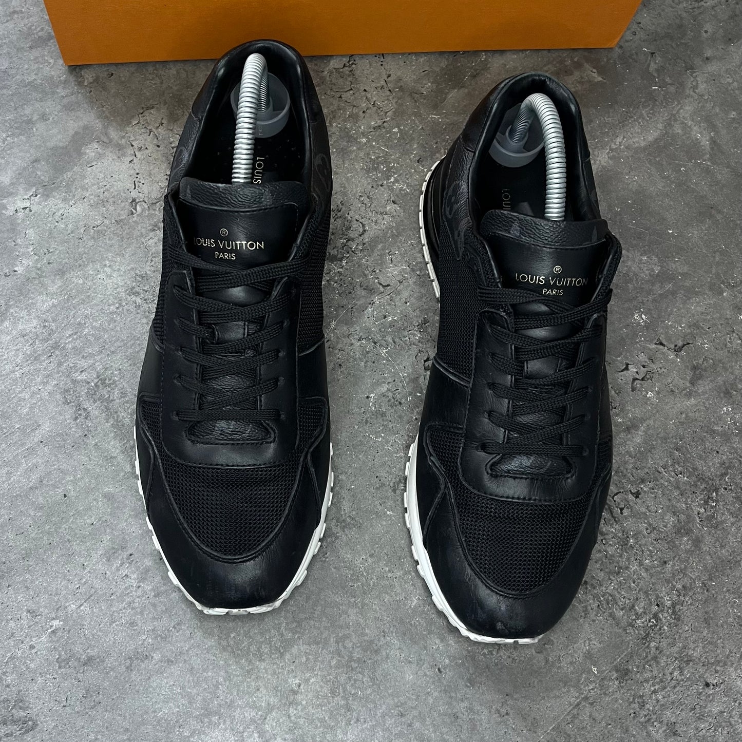 Louis Vuitton Sneaker - Uk 7 (Fit 8)