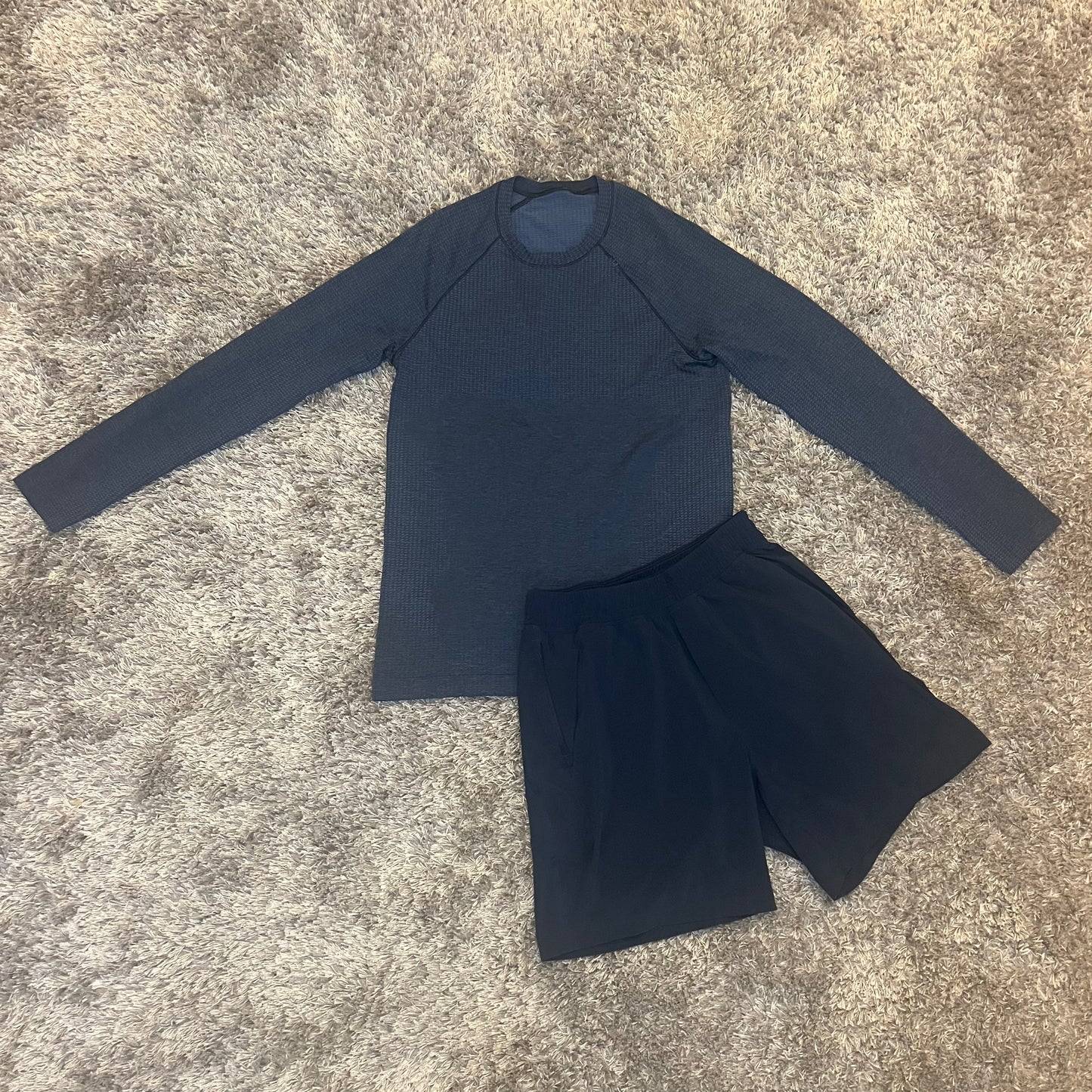 Lululemon Shorts & Long Sleeve Set - XS