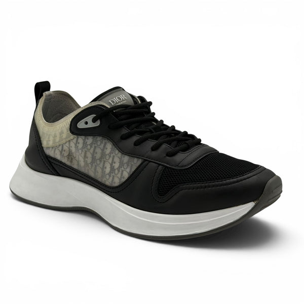 Dior B25 Black/White - UK 10 (EU 44)