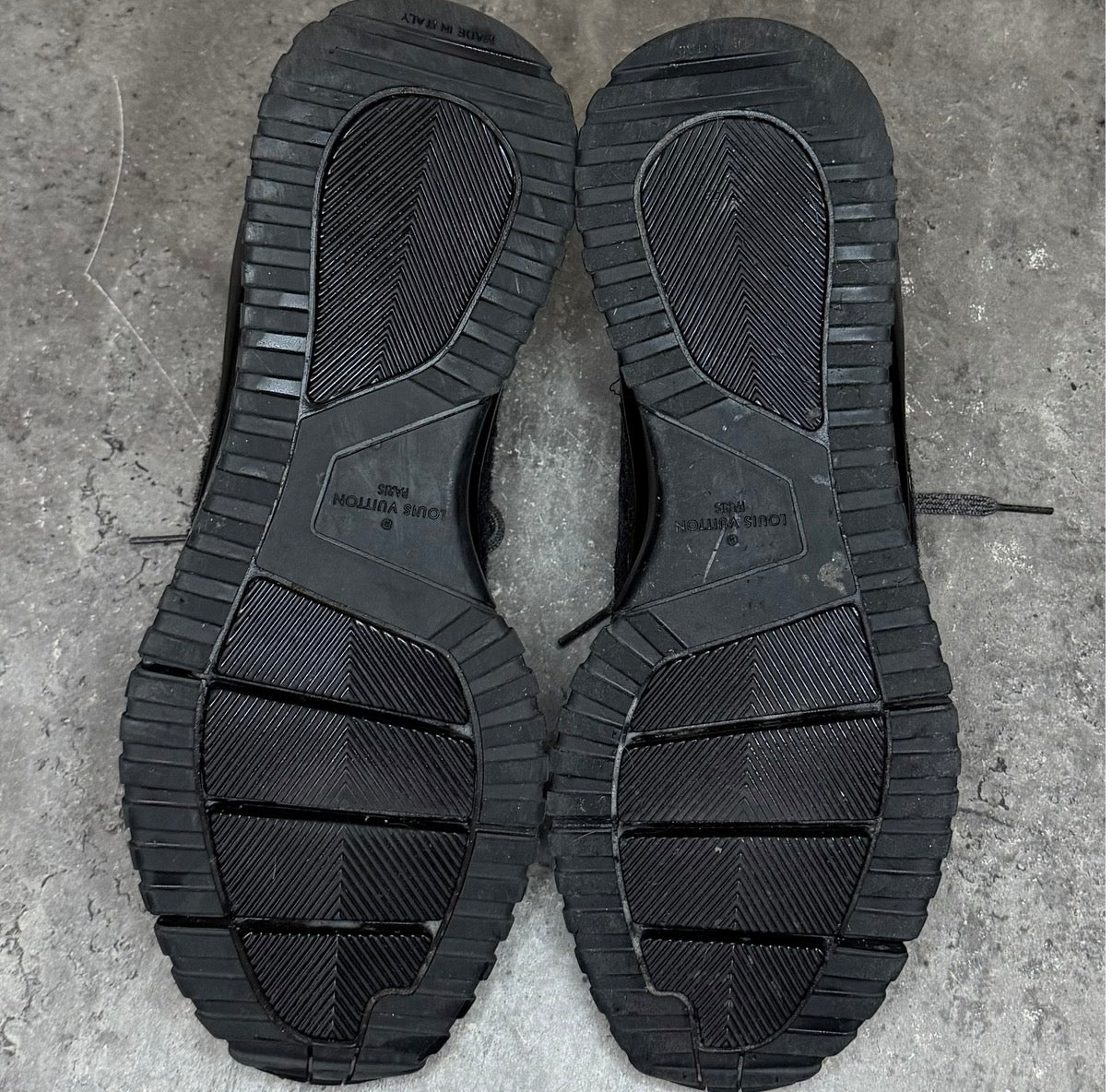 Louis Vuitton VNR - Uk 10 (Fit 10.5/11)