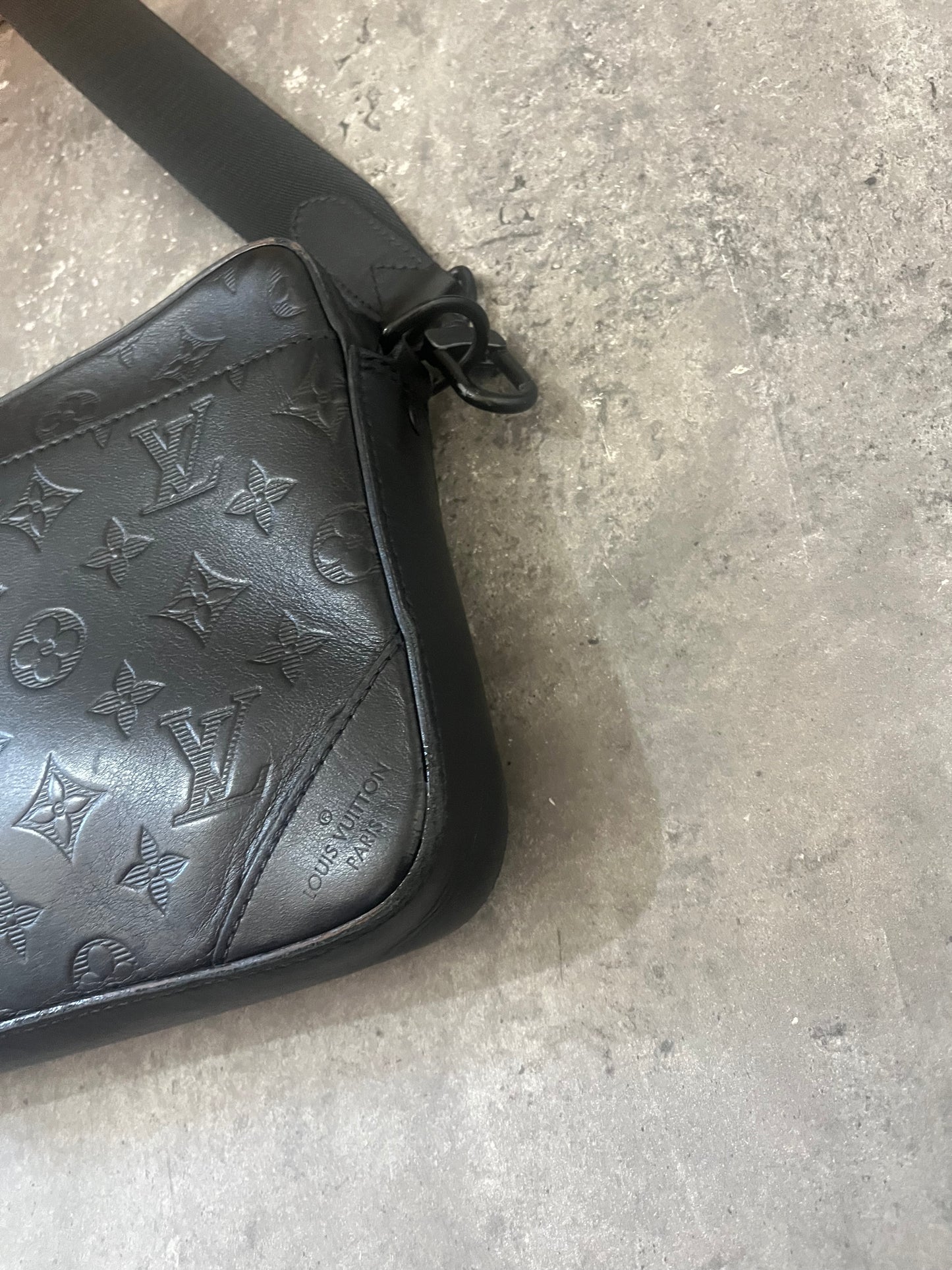 Louis Vuitton Duo Messenger