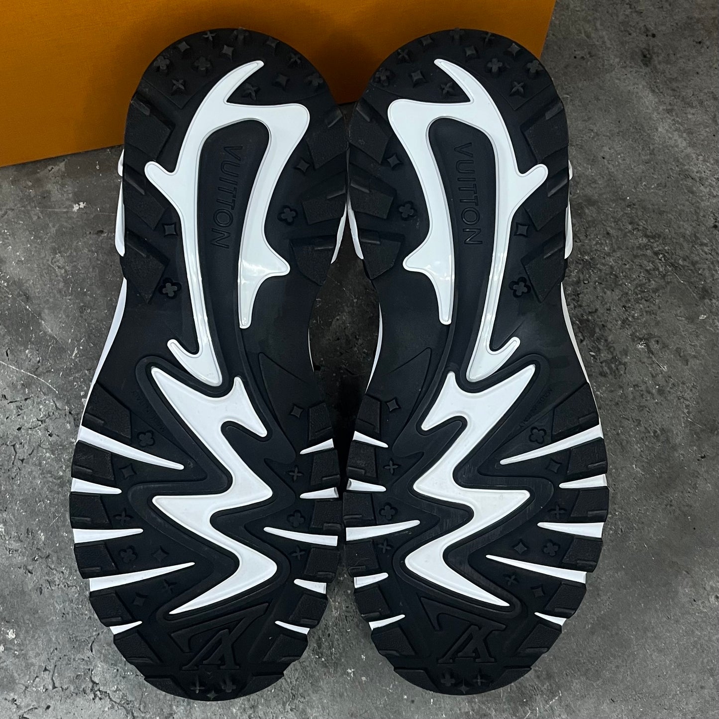 Louis Vuitton Tactic Sneaker - Uk 6 (Fit 7)