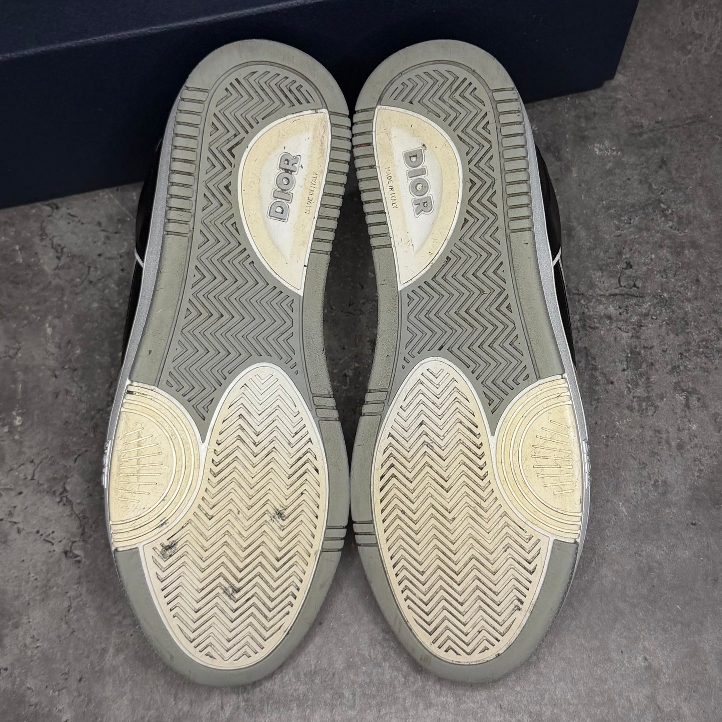 Dior B27 - Uk 8 (Fit 8.5/9)