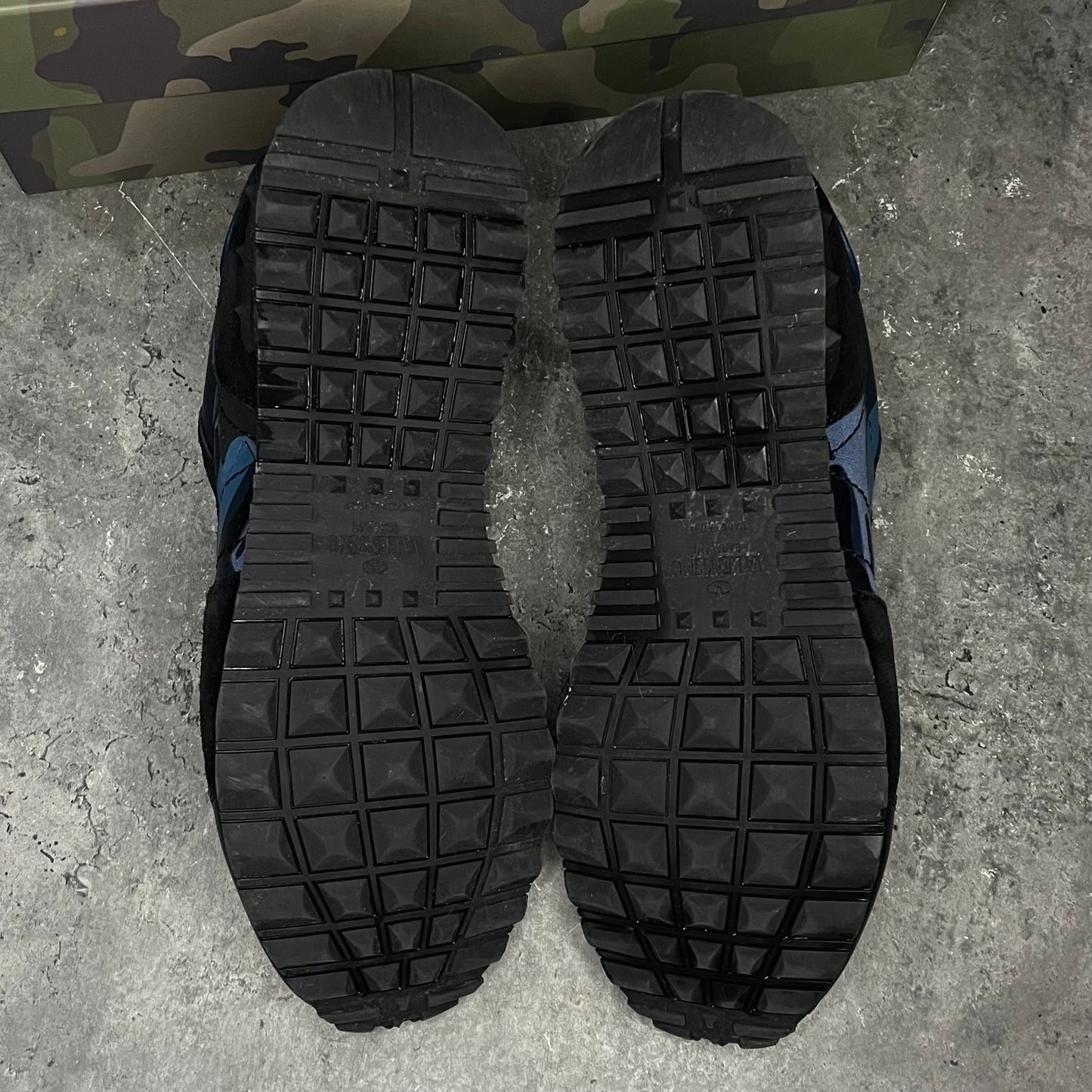 Valentino RockRunner - Uk 9 (Fit 9.5/10)