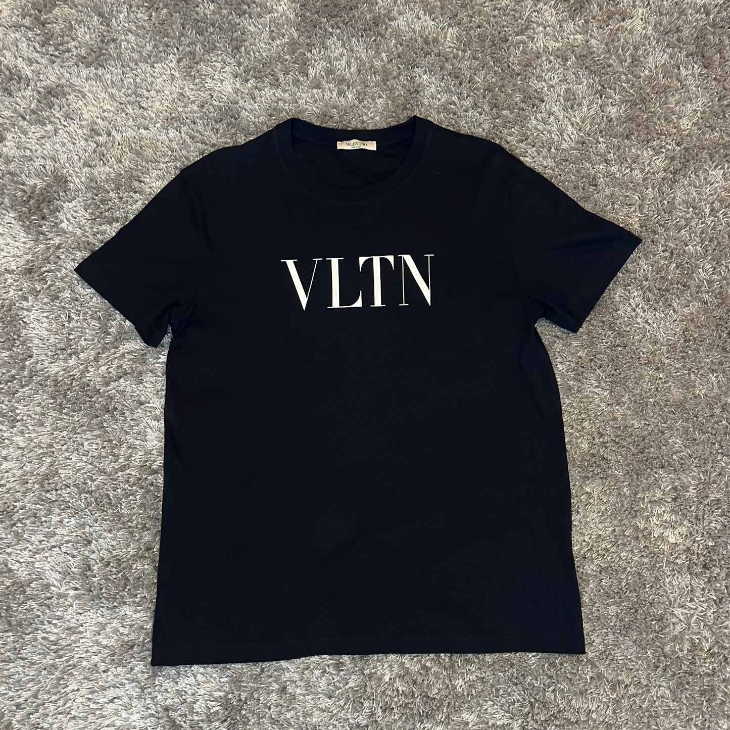 VLTN Tee - Small
