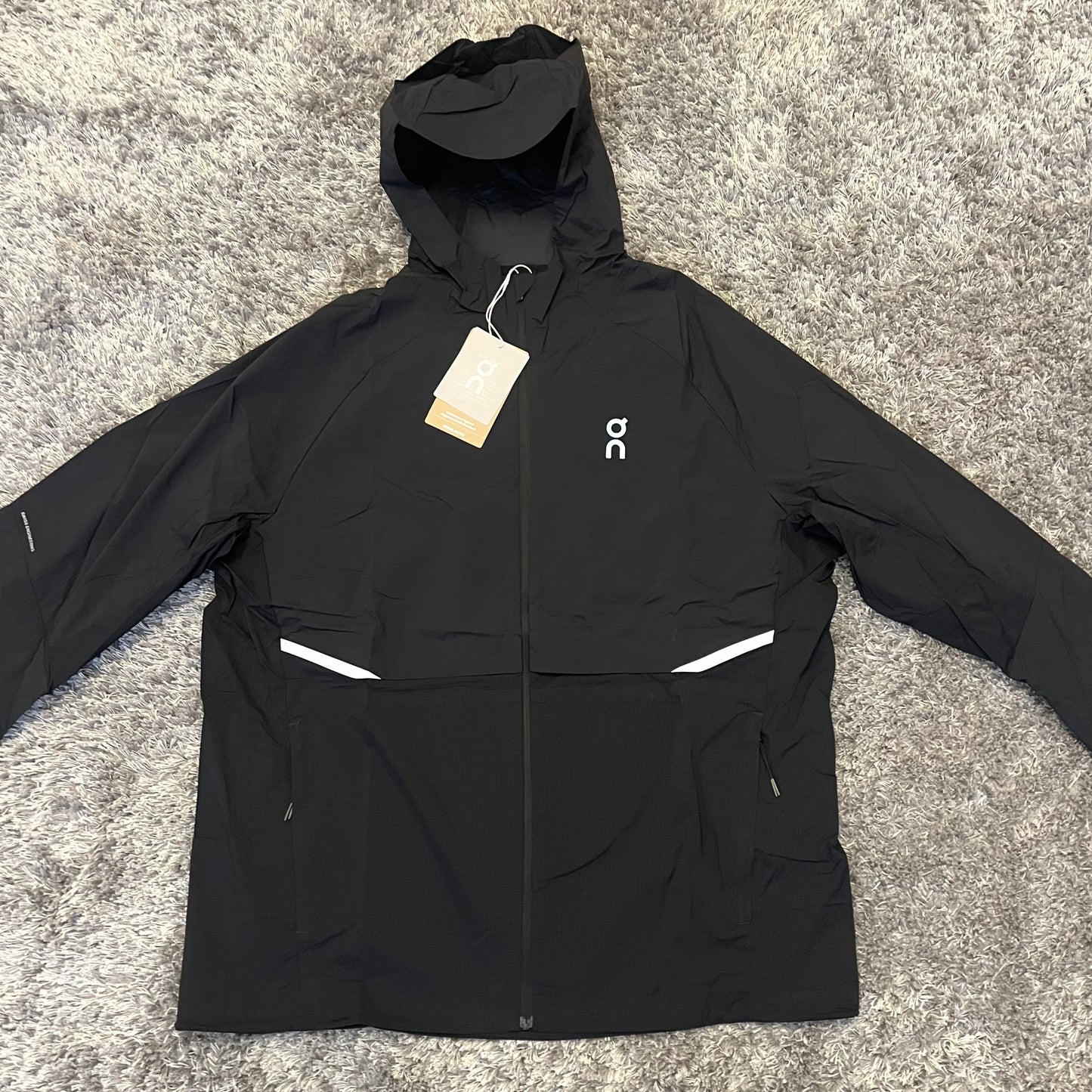 On Running Core Jacket - Small/Medium/Large
