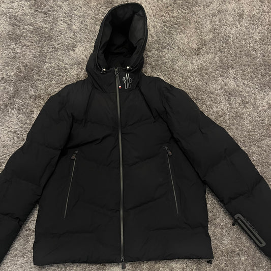Moncler Grenoble Arcesaz - Size 6