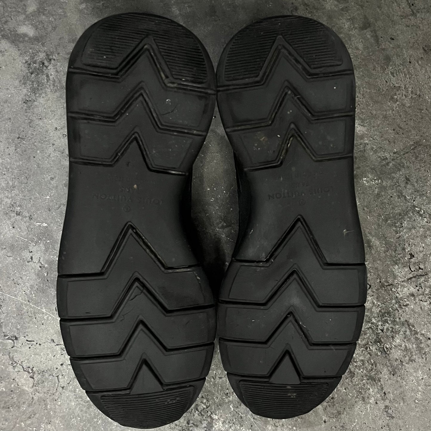 Louis Vuitton Fastlane - Uk 6.5 (Fit 7/7.5)