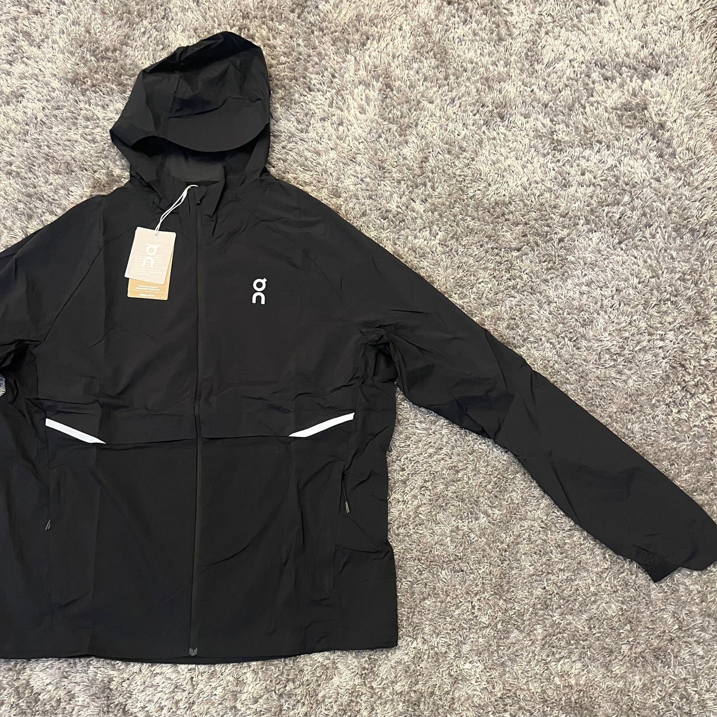 On Running Core Jacket - Small/Medium/Large