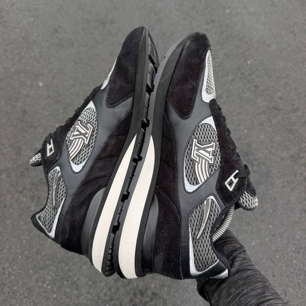 Louis Vuitton Runaway Black Trainer - Uk 9.5 (Fit 10.5) - view 4