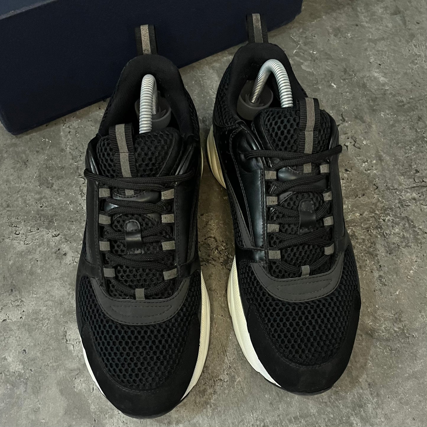 Dior B22 - Uk 7.5 (41.5)