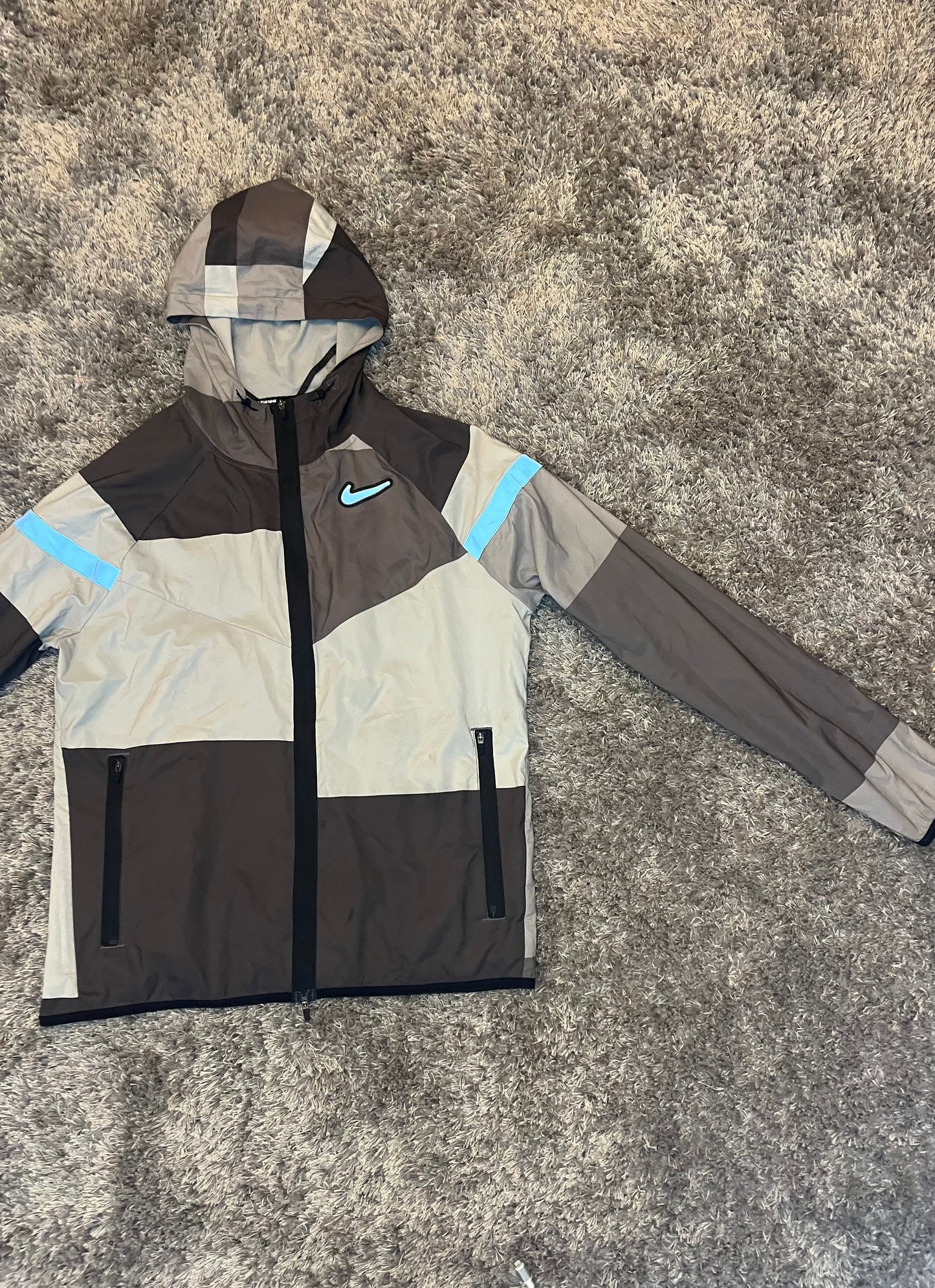 Nike Jacket Grey - Small
