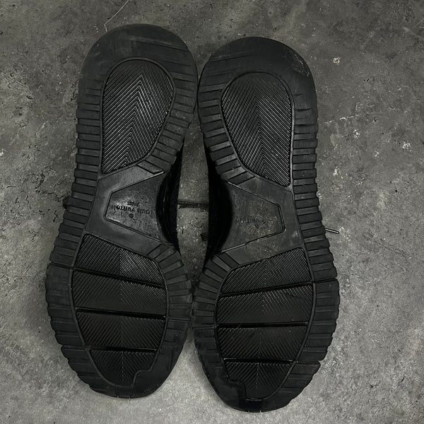 Louis Vuitton VNR - Uk 9 (Fit 9.5/10)