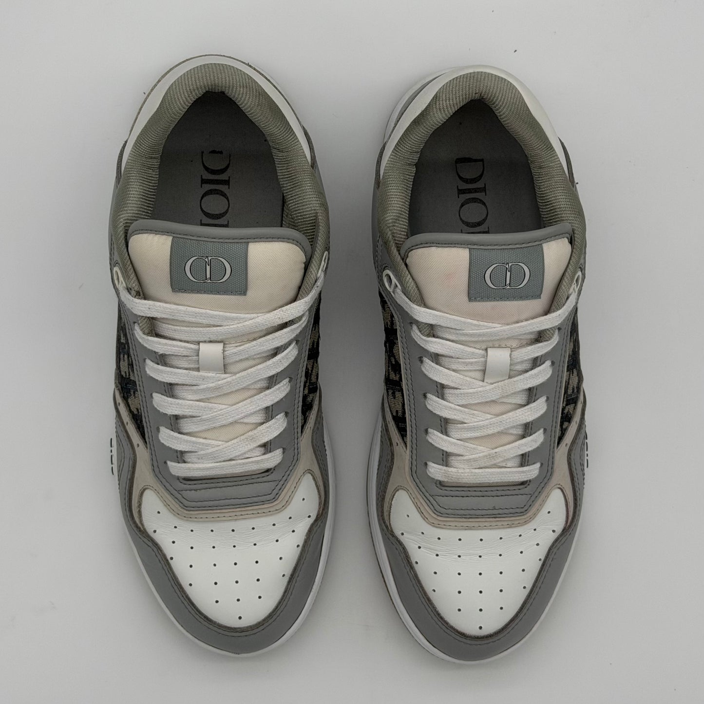 Dior B27 - Uk 7.5 (Fit 8/8.5)