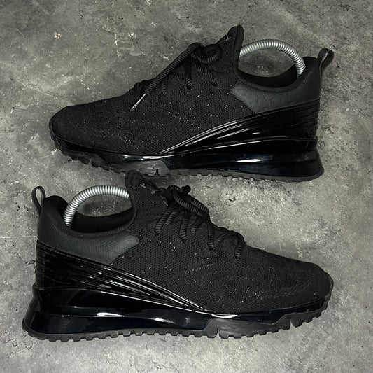 Louis Vuitton VNR - Uk 6 (Fit 6.5/7)