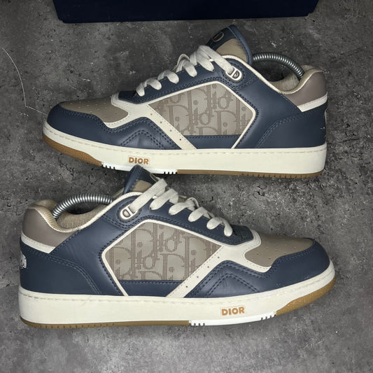 Dior B27 - Uk 7.5 (Fit 8/8.5)