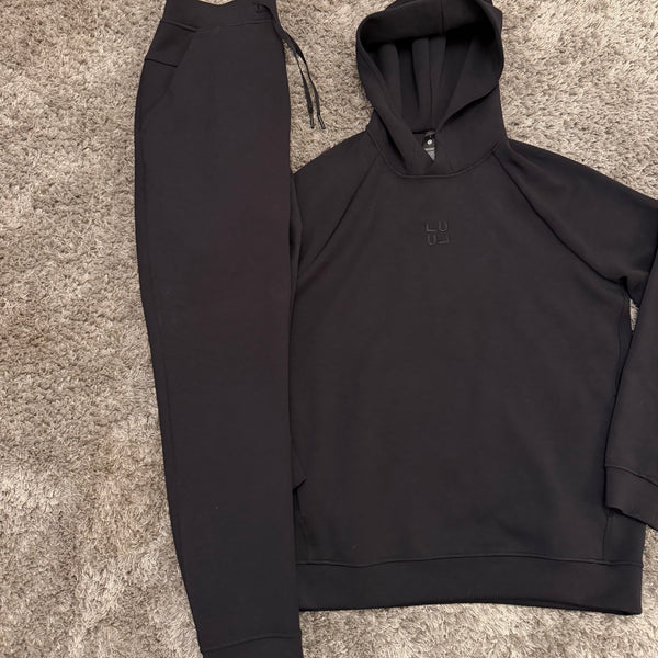 Lululemon Tracksuit Black - Small