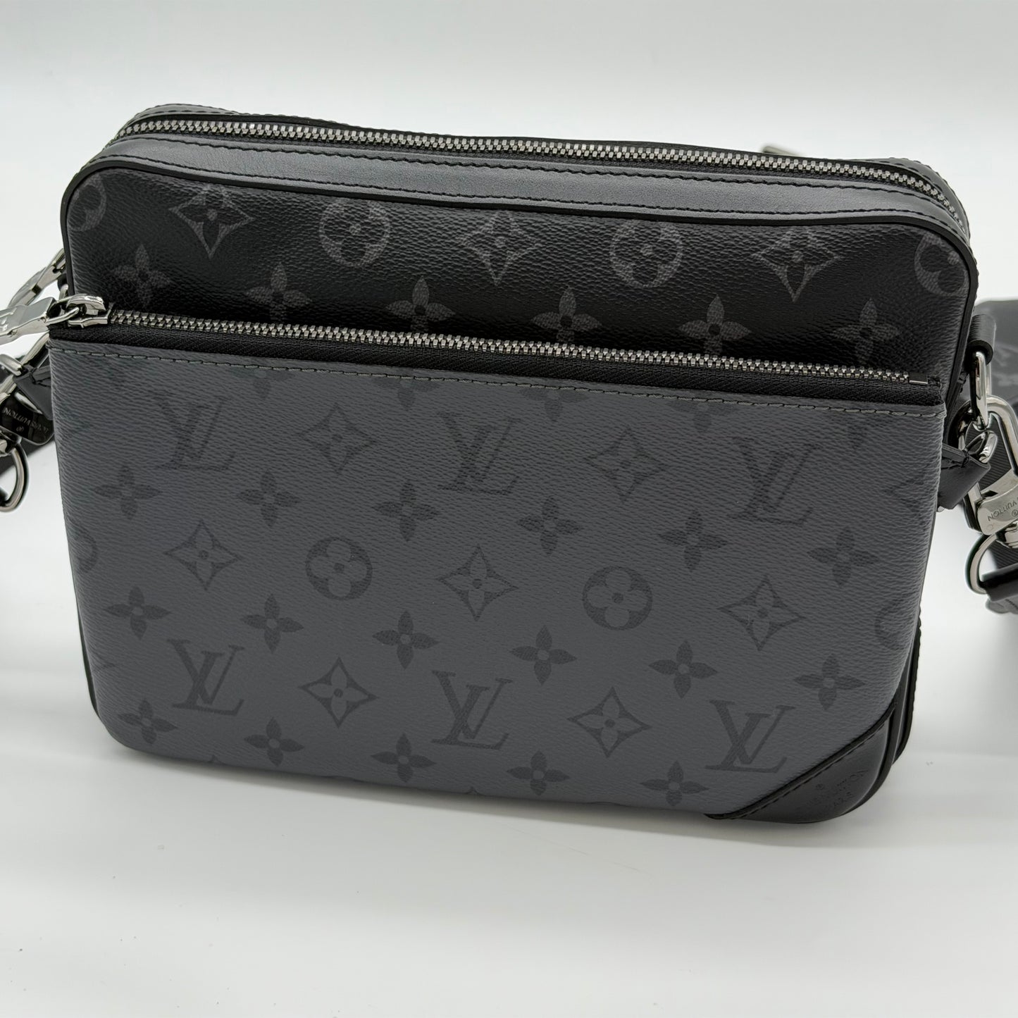 Louis Vuitton Trio Messenger Bag