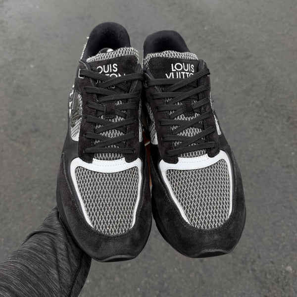 Louis Vuitton Runaway Black Trainer - Uk 9.5 (Fit 10.5) - view 2