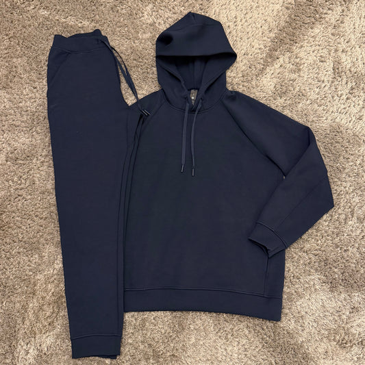 Lululemon Navy Tracksuit - Small
