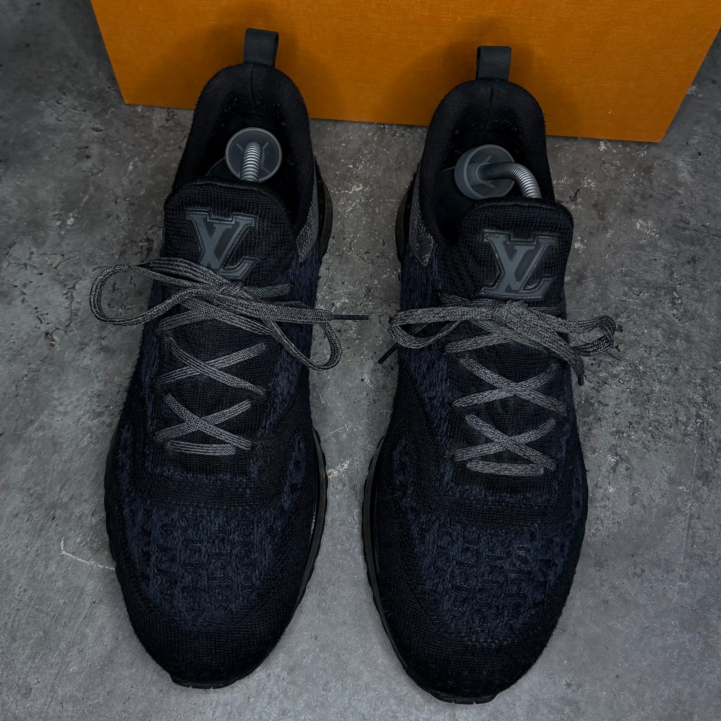 Louis Vuitton VNR - Uk 8 (Fit 8.5/9)
