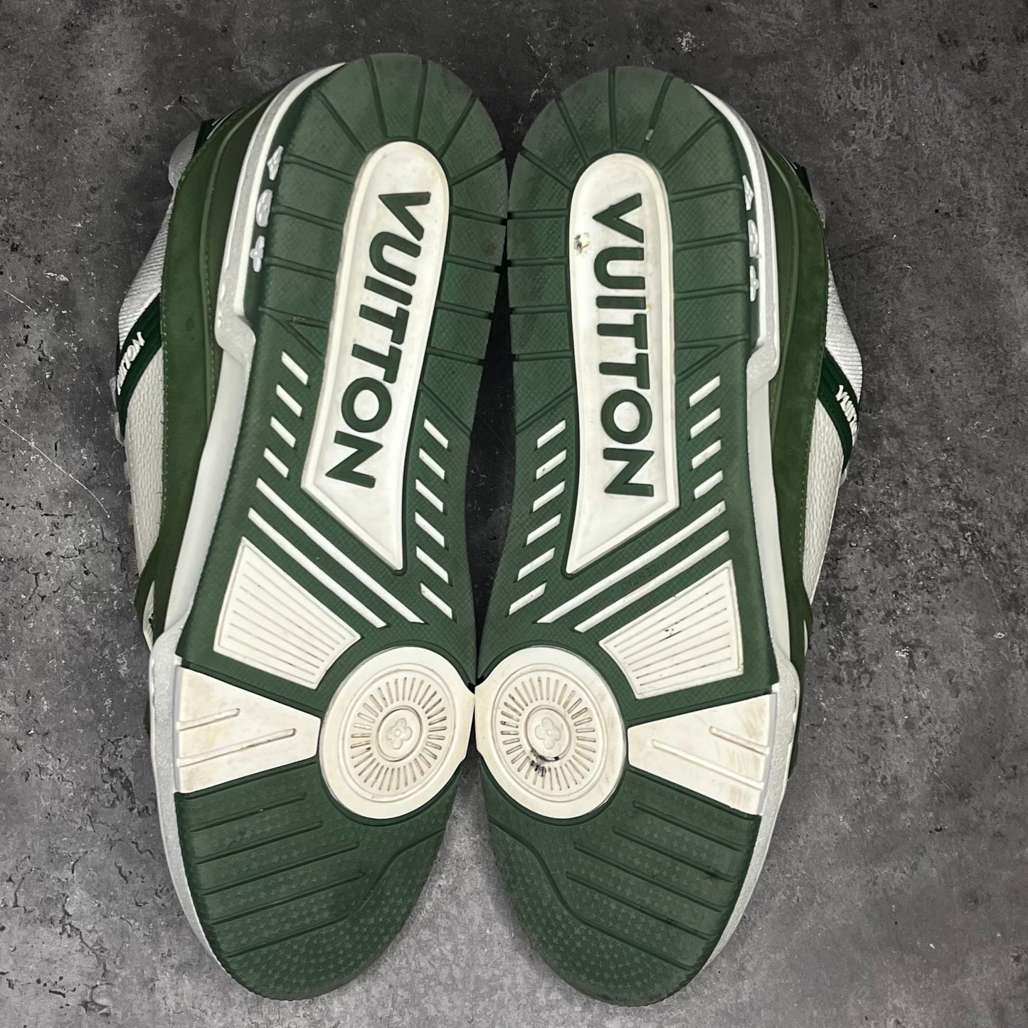 Louis Vuitton Trainer - Uk 9 (Fit 9.5/10)