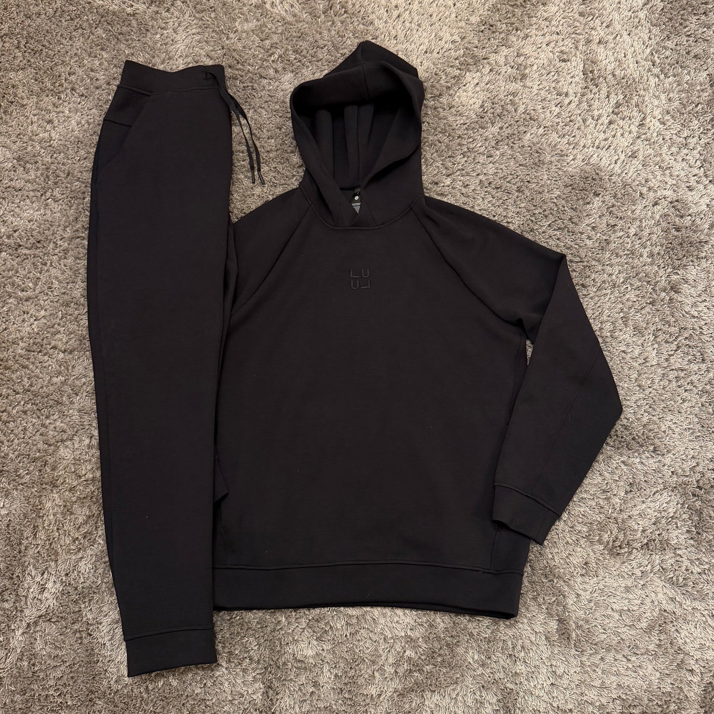Lululemon Tracksuit Black - Small