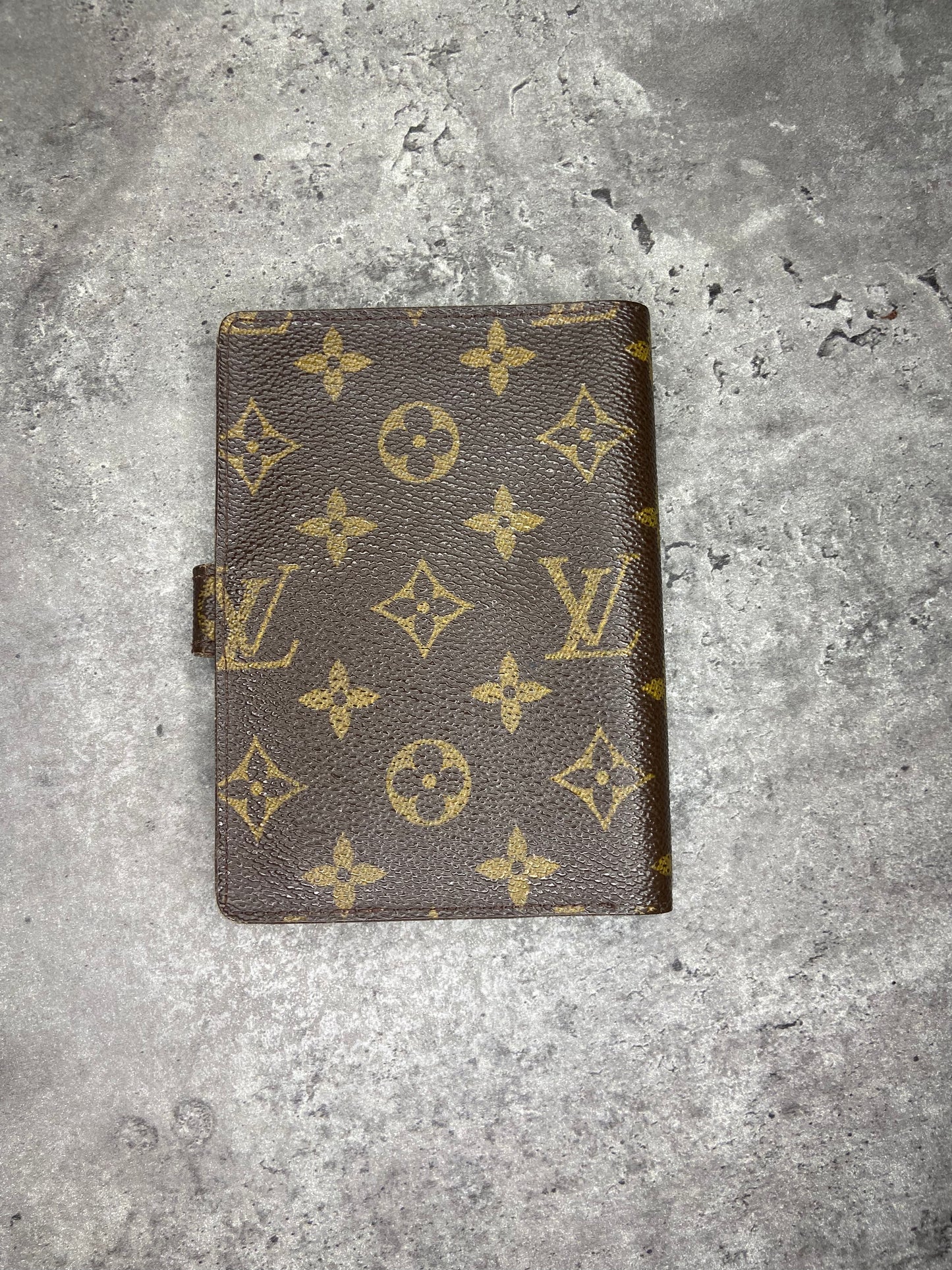 Notepad holder