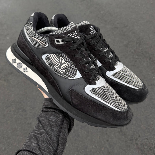 Louis Vuitton Runaway Black Trainer - Uk 9.5 (Fit 10.5)