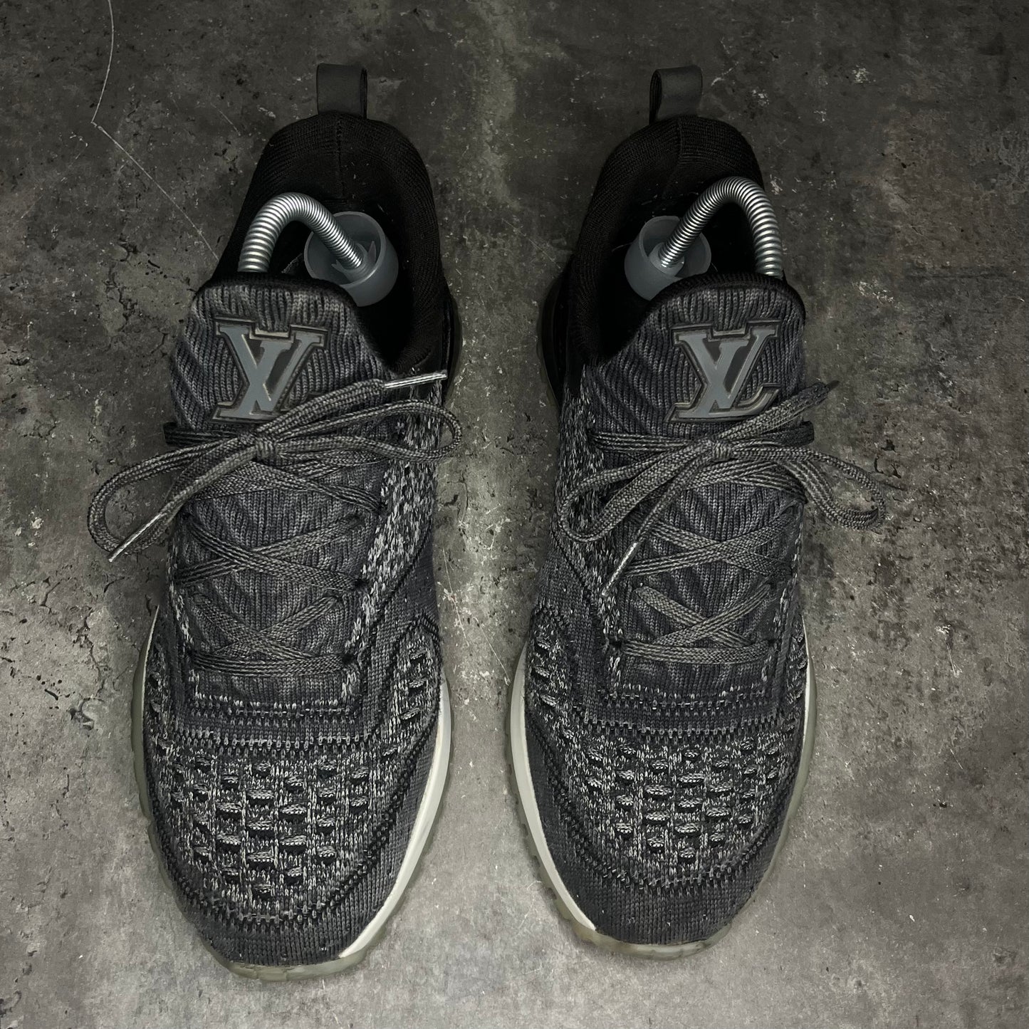 Louis Vuitton VNR - Uk 6 (Fit 7)