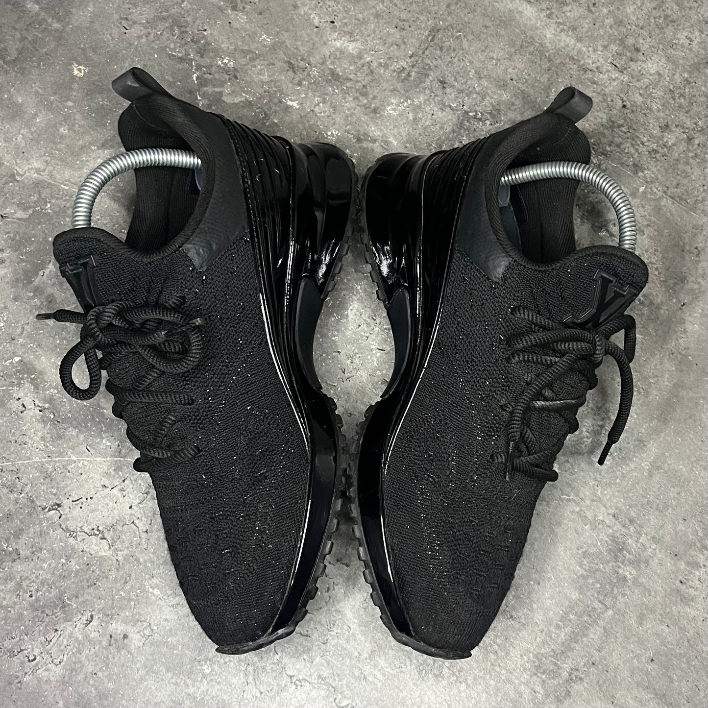 Louis Vuitton VNR - Uk 6 (Fit 6.5/7)