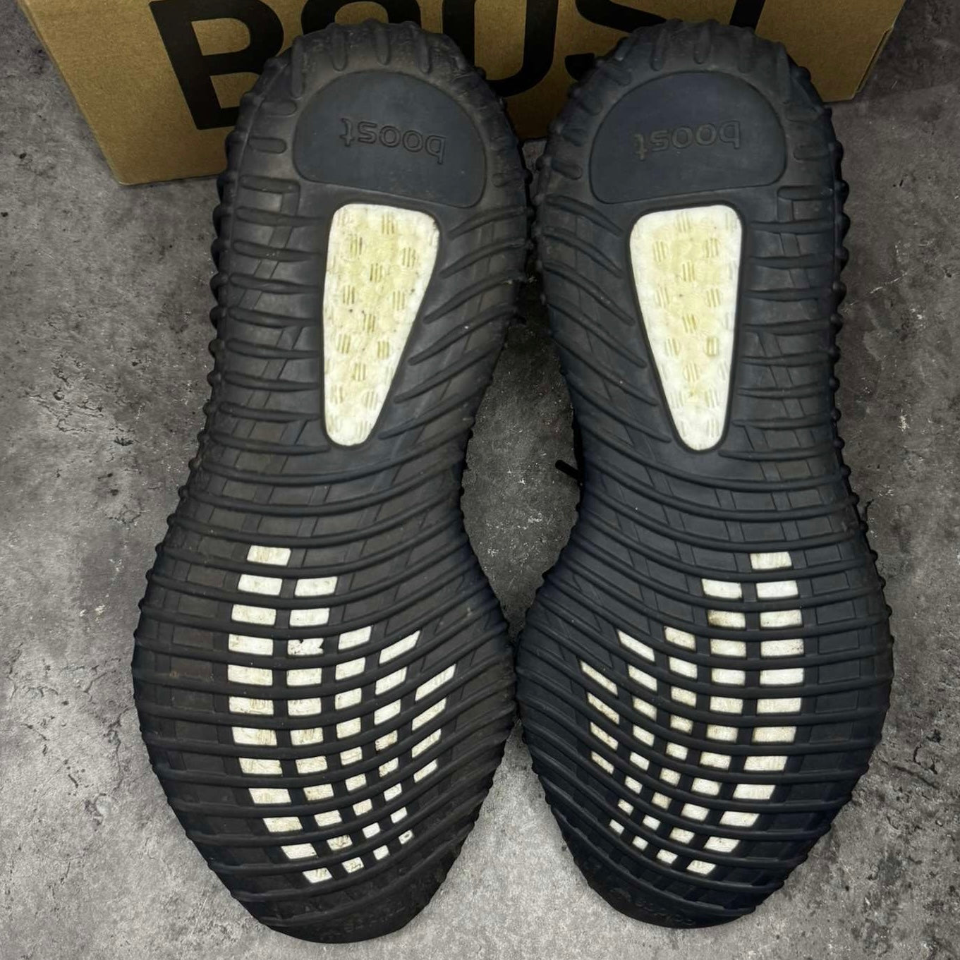 Yeezy 350 Boost - Uk 10 (Fit 9.5)