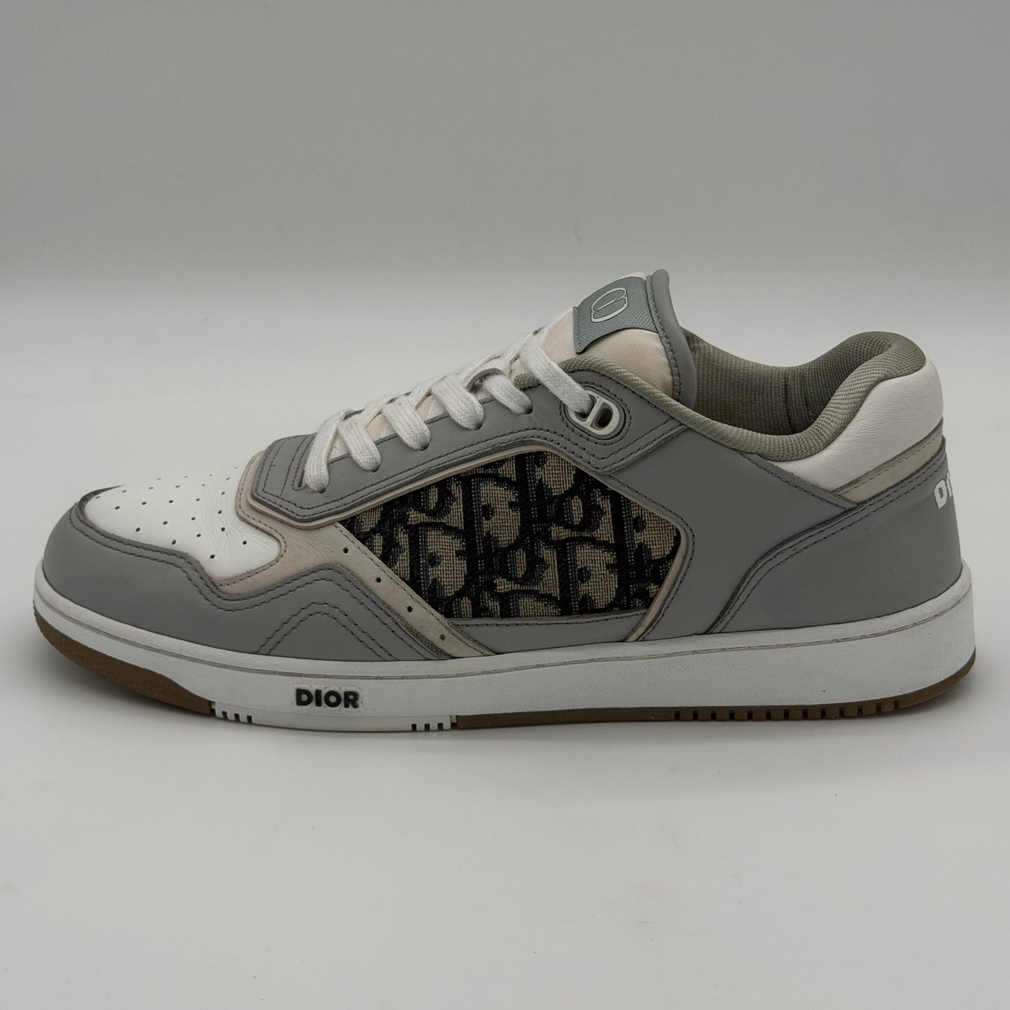 Dior B27 - Uk 7.5 (Fit 8/8.5)