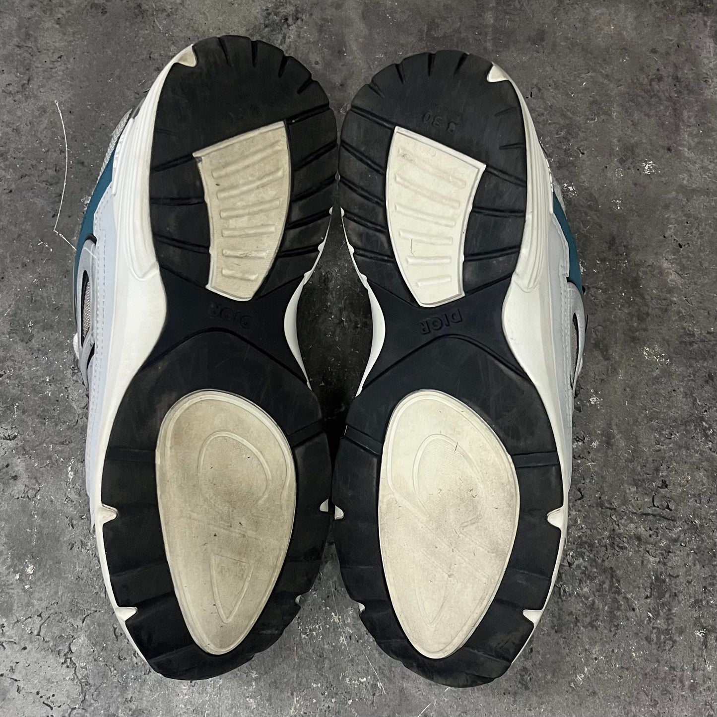 Dior B30 - Uk 8 (42)