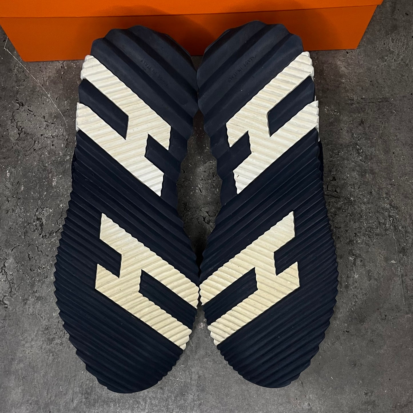 Hermes Bouncing Sneaker - Uk 7 (Fit 7.5/8)