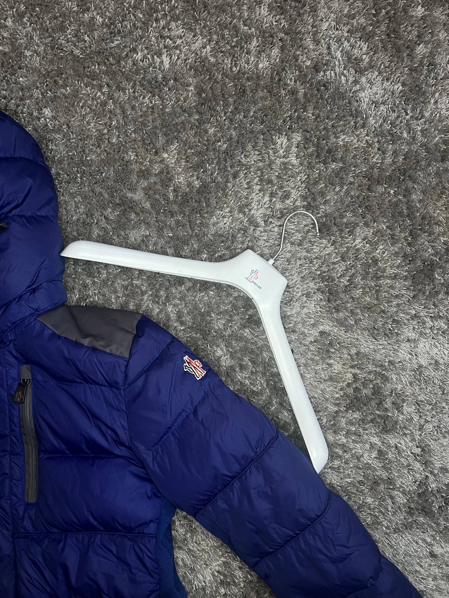 Moncler Grenoble - Fits Medium