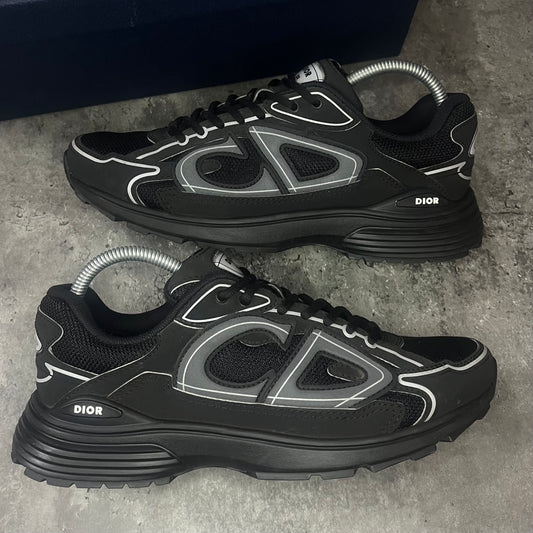 Dior B30 - Uk 7.5 (41.5)