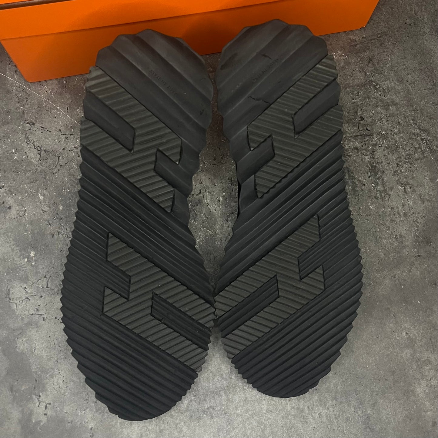 Hermes Bouncing Sneaker - Uk 7 (Fit 7.5/8)