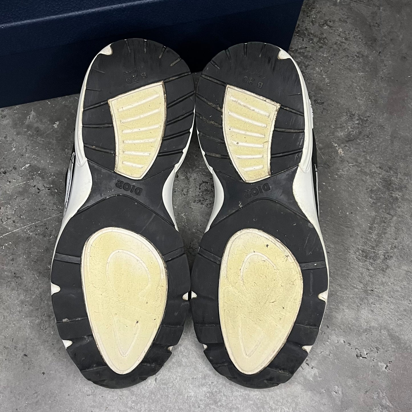 Dior B30 - Uk 7.5 (41.5)