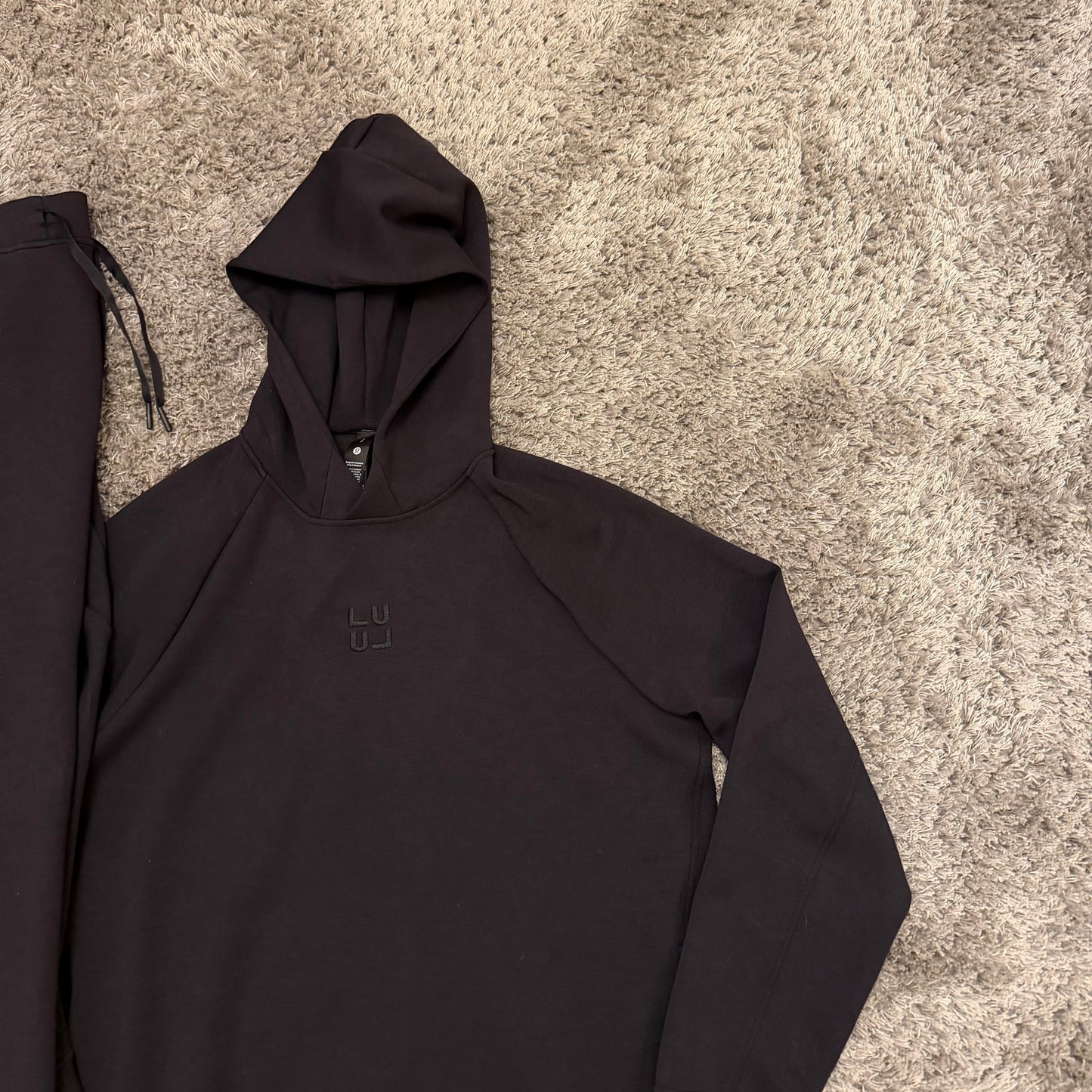 Lululemon Tracksuit Black - Small