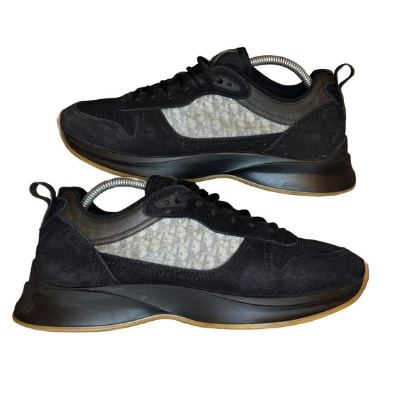 Dior B25 - Uk 8 (Fit 8.5/9)