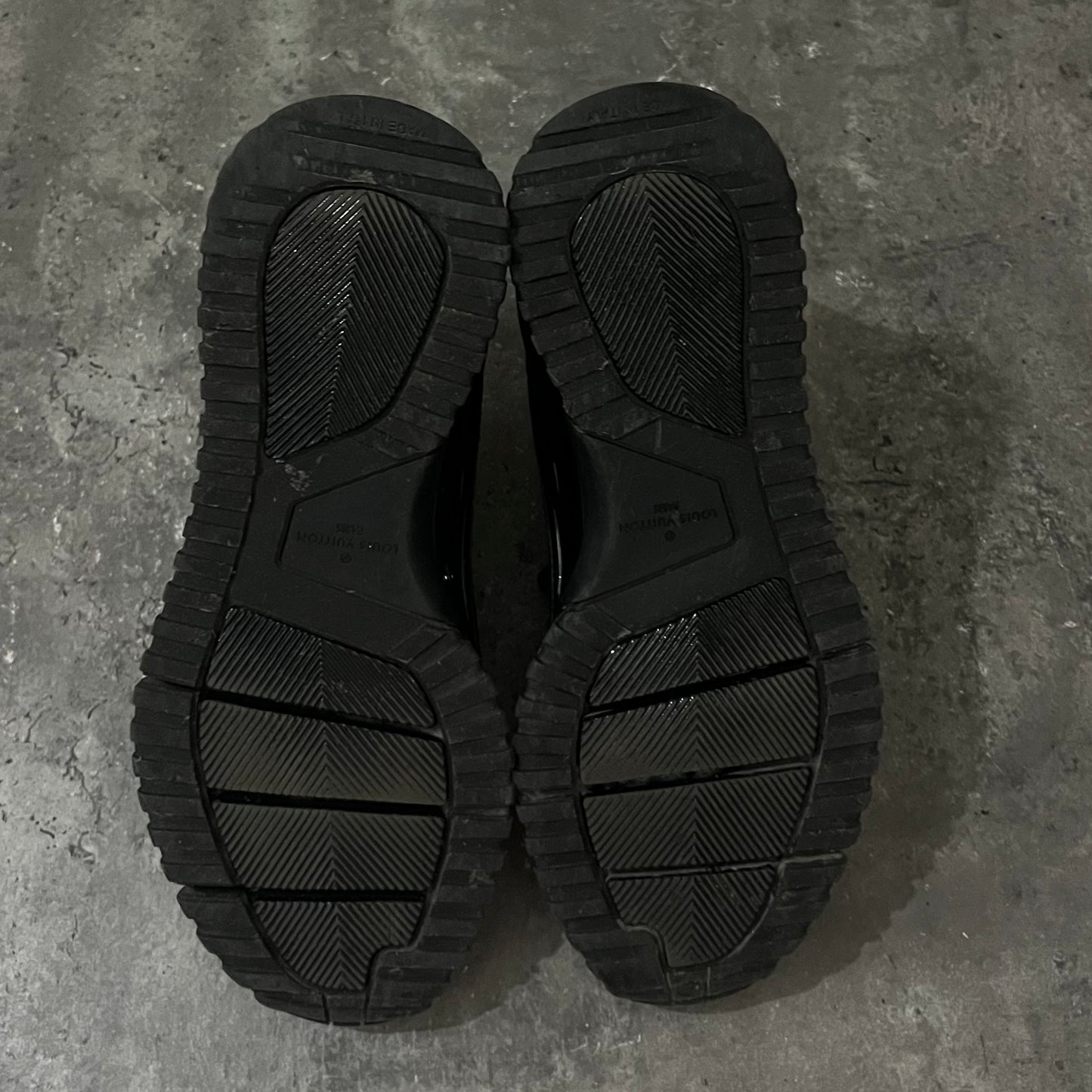 Louis Vuitton VNR - Uk 6 (Fit 7)