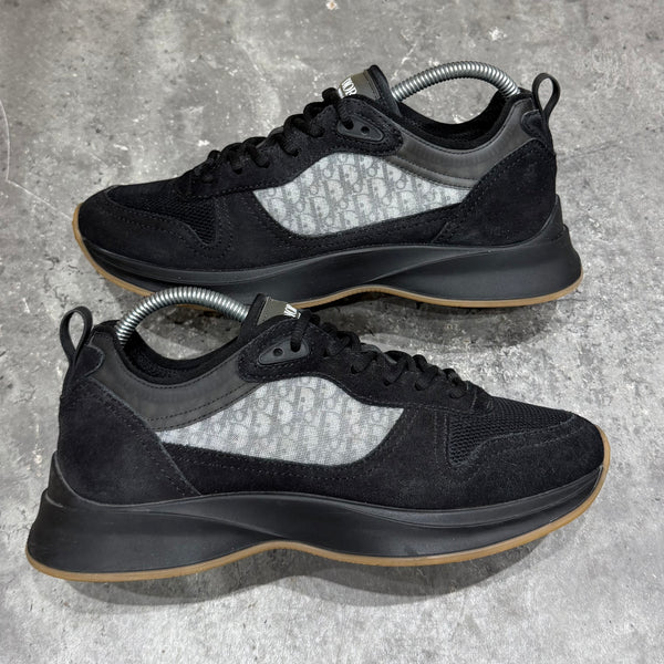 Dior B25 - Uk 6 (Fit 6.5/7)